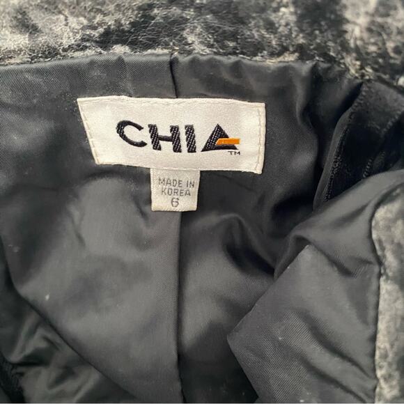 Chia Vintage Lace and Distressed Black Leather High waisted skirt size 6 - Picture 8 of 9